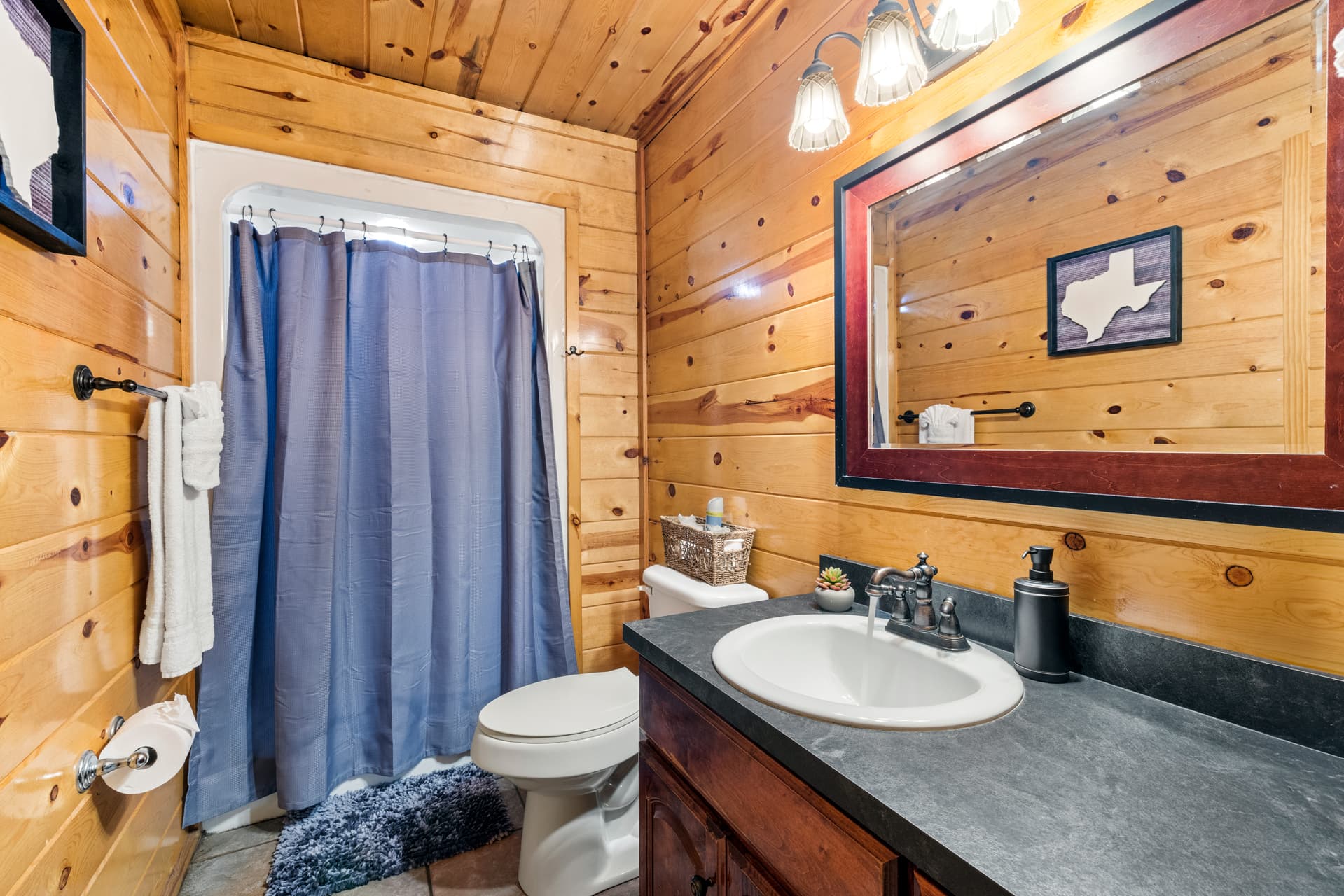 Full Jack N' Jill Bathroom