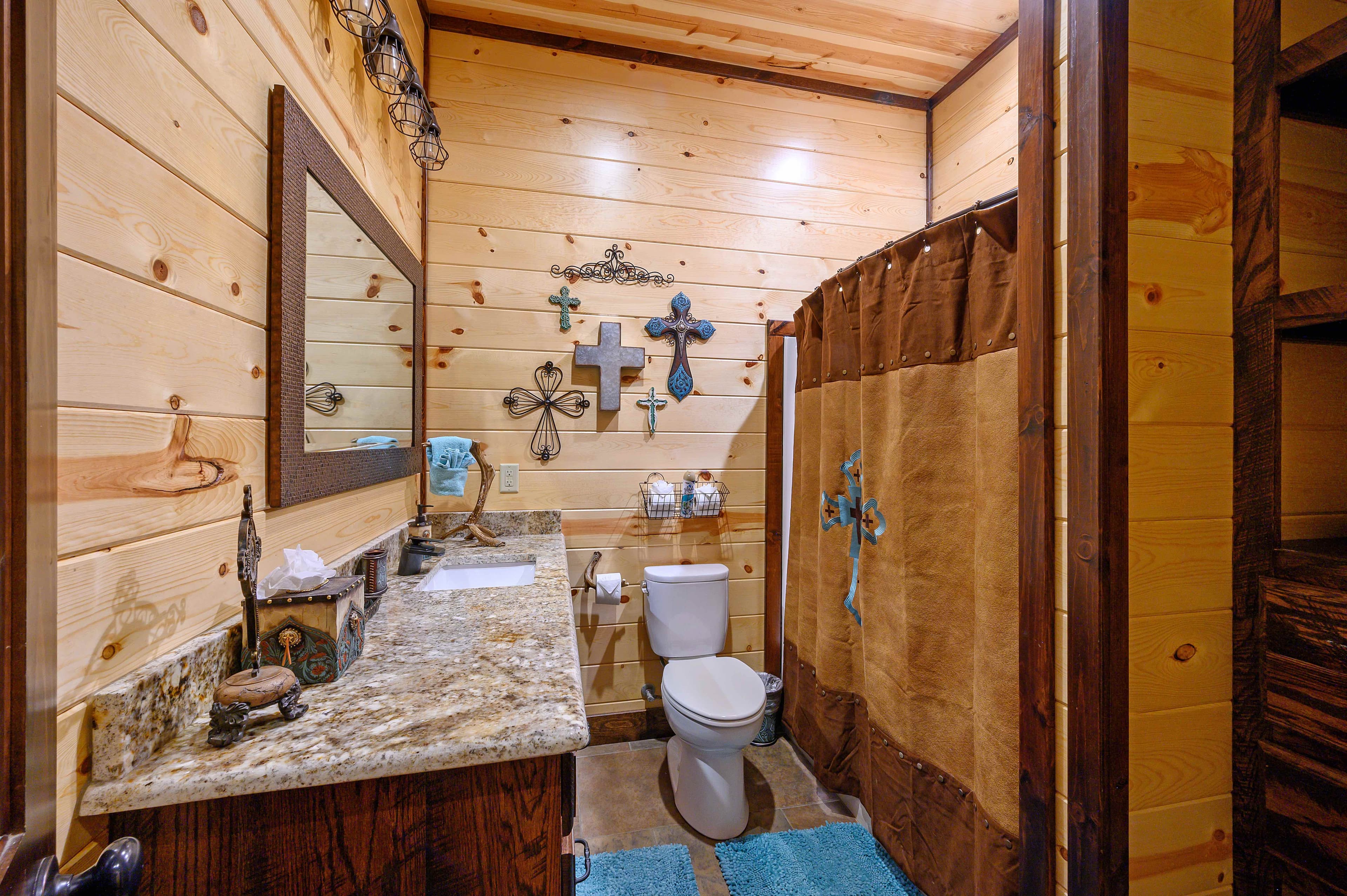 full bathroom with tub shower combo