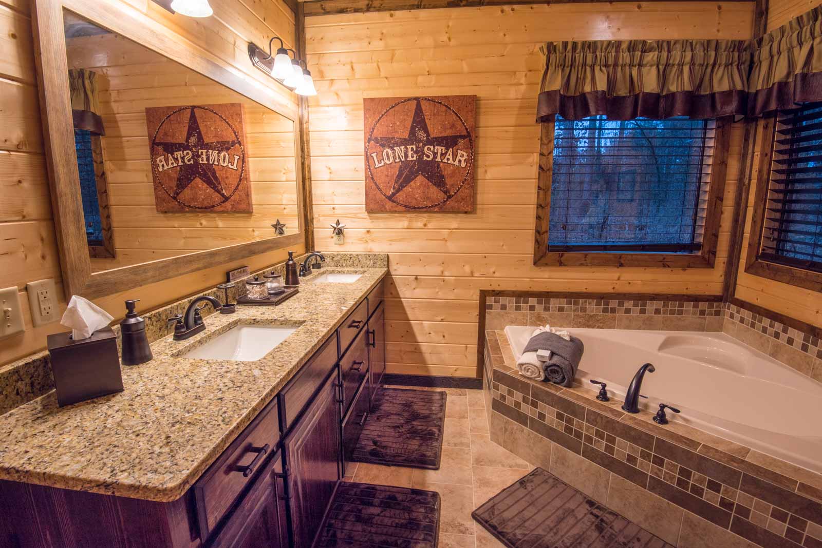 full bathroom, bathtub and sinks