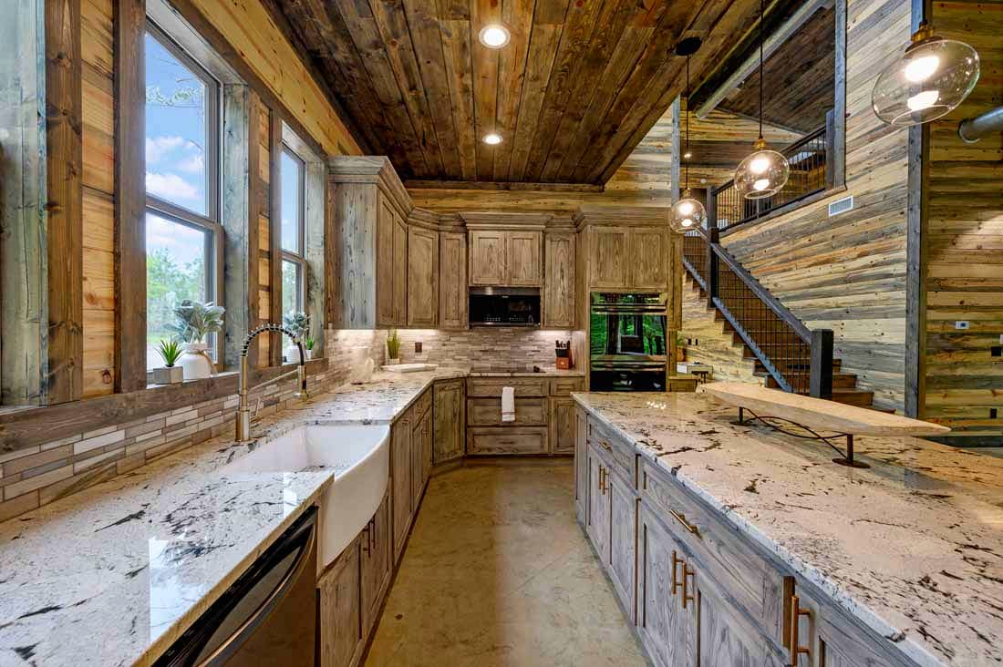 Open large full kitchen