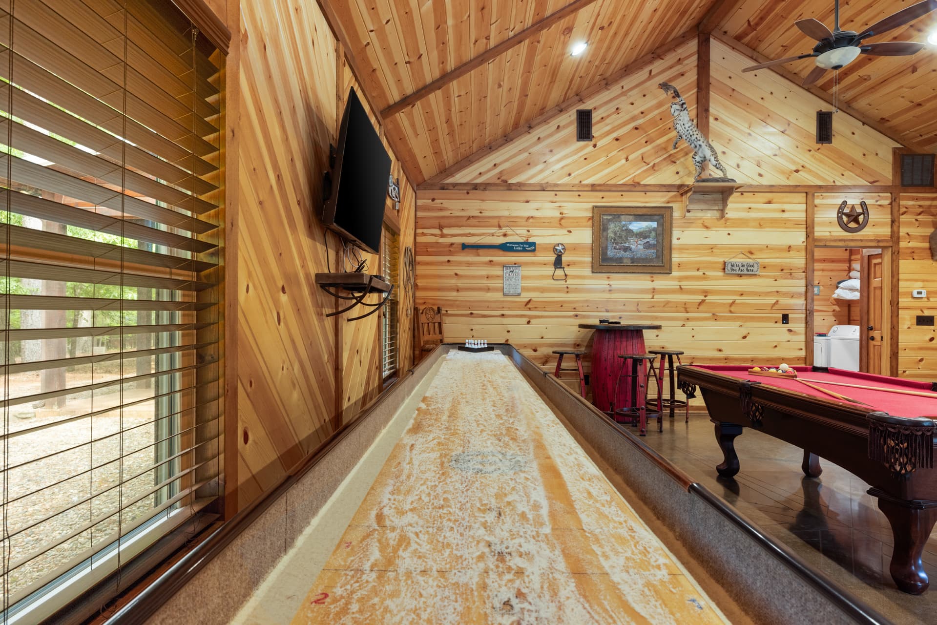 game room with pool table