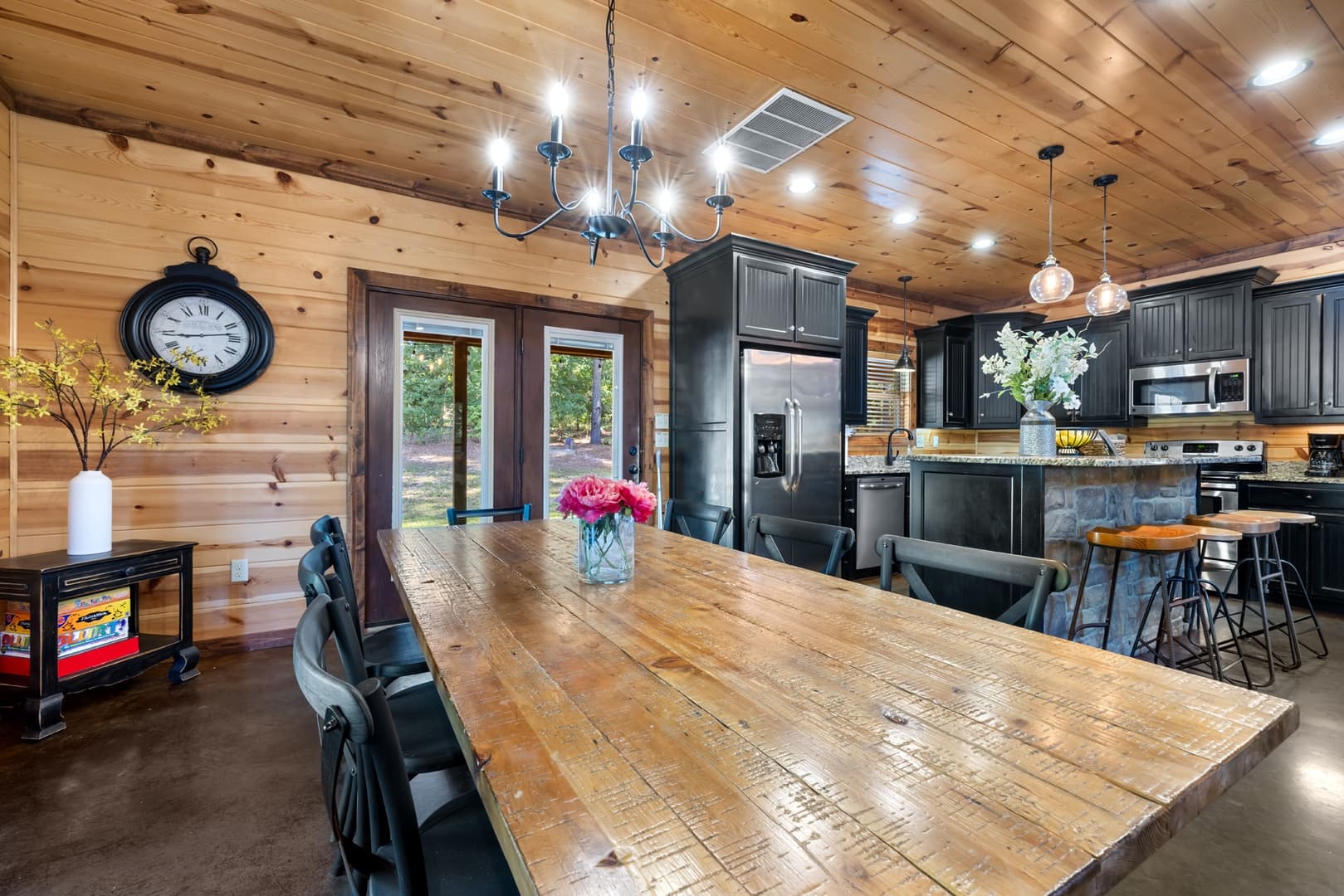 Kitchen table and an open kitchen