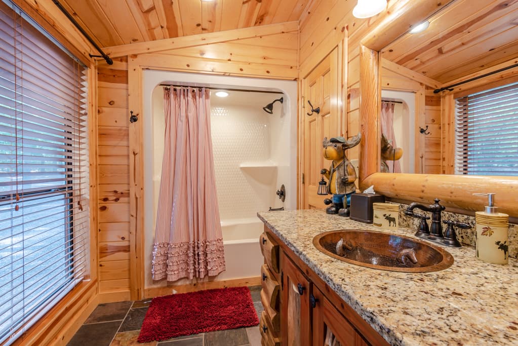 Sinks and tub/shower combo