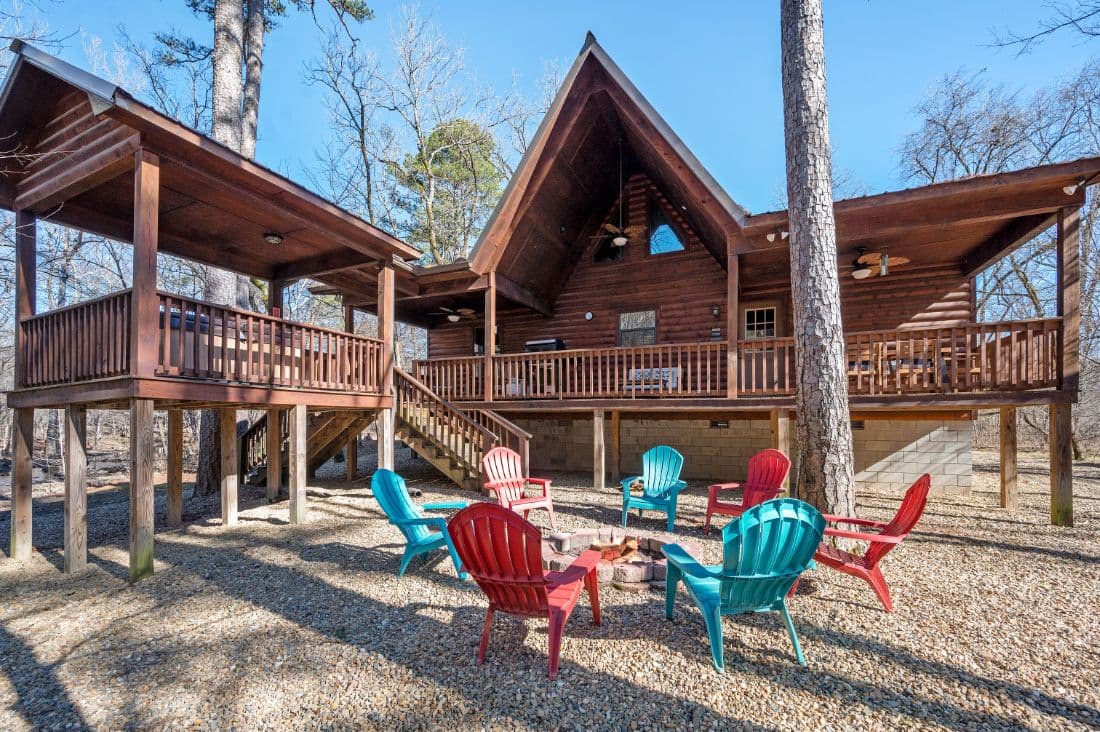 Fire pit in gravel backyard