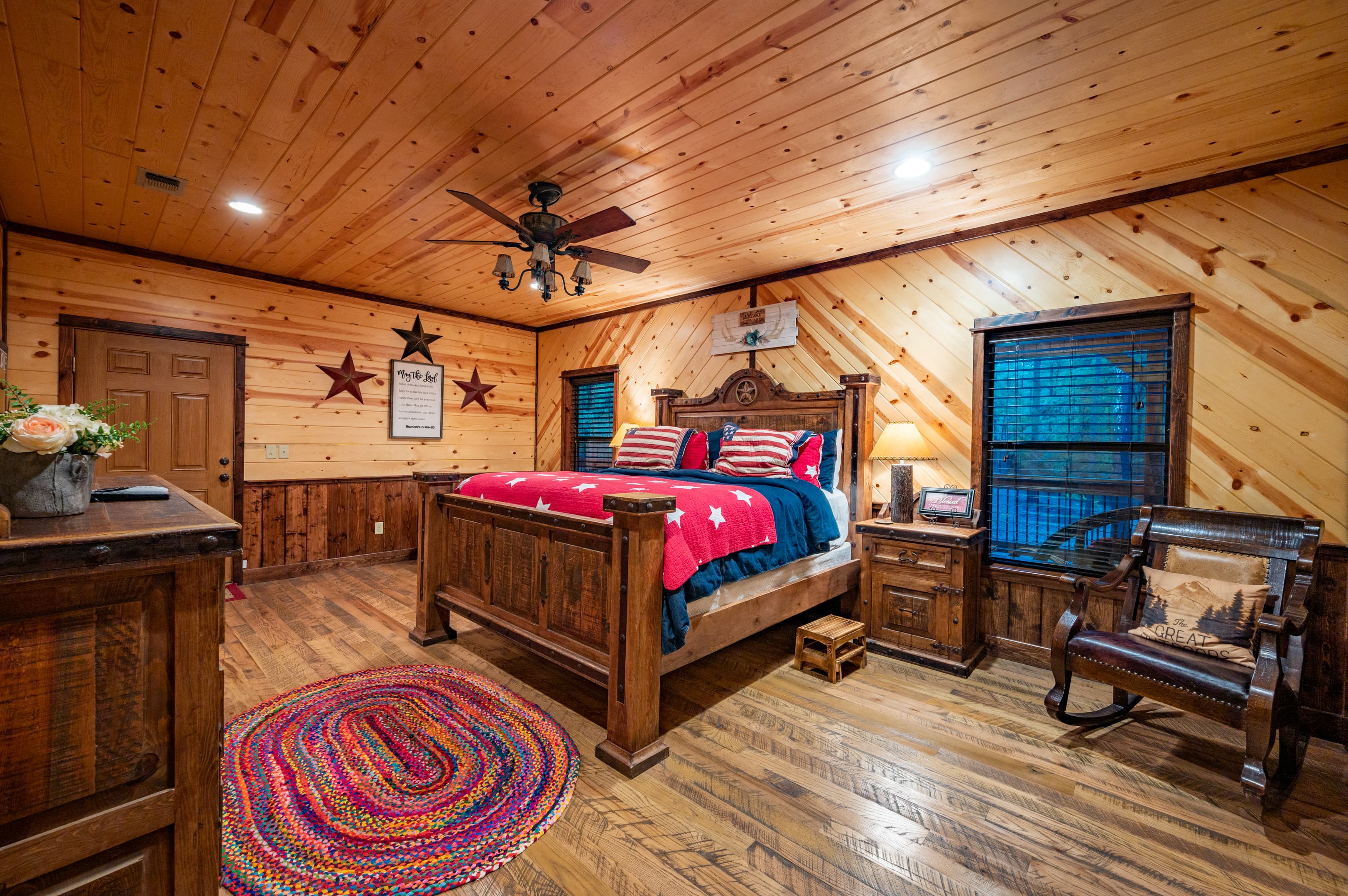 king bedroom with chair
