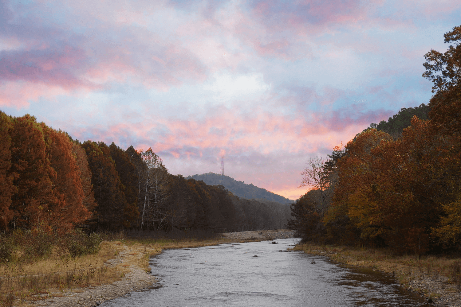 Beavers Bend State Park Hiking Trails : Beavers Bend Broken Bow Oklahoma Broken Bow - Much of the hiking in this area is located in the beavers bend state park, but there are a handful of trails that are located outside of the park in broken bow.