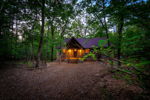 Picture of Romantic Cabins Broken Bow.