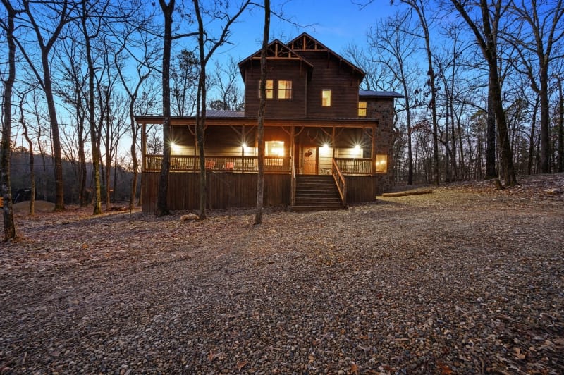 Pet Friendly Cabins in Broken Bow - Beavers Bend Cabin Rentals Pet