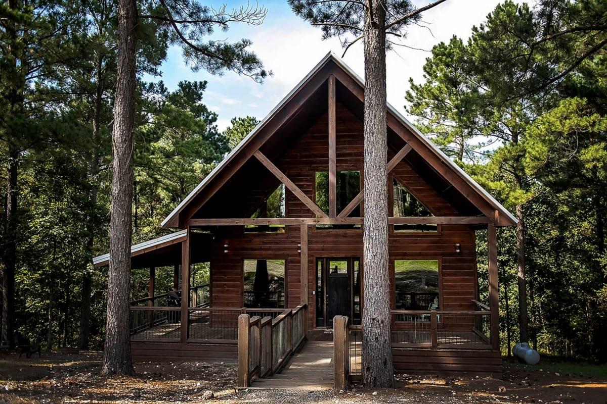 Broken Bow Cabins Pet Friendly - Hochatown Cabins | Beavers Bend Adventures